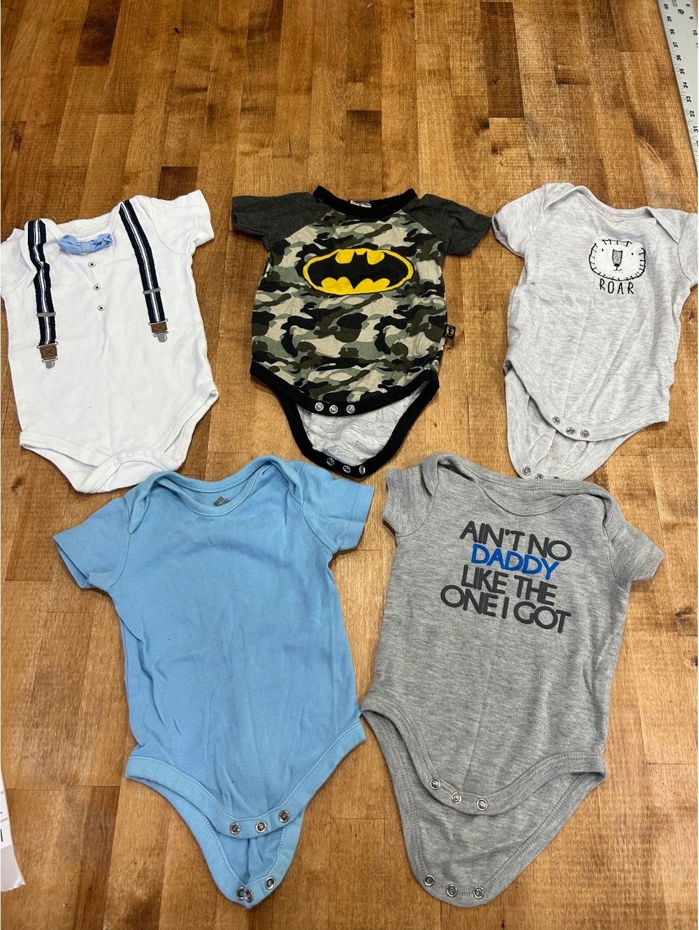 Baby bodysuit 5-Pack Size 3-6 Months Mixed Designs